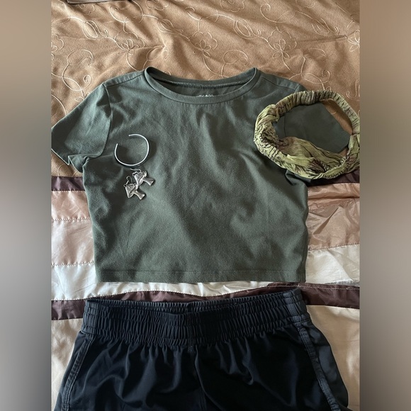 Nike dri-fit shorts - Picture 1 of 3